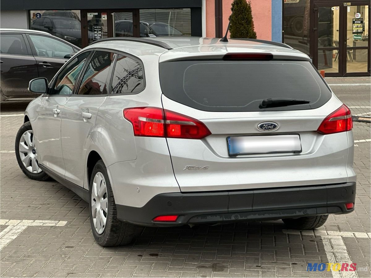 2015' Ford Focus photo #2