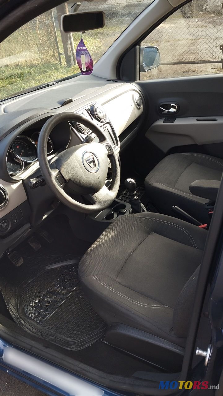 2016' Dacia Lodgy photo #6