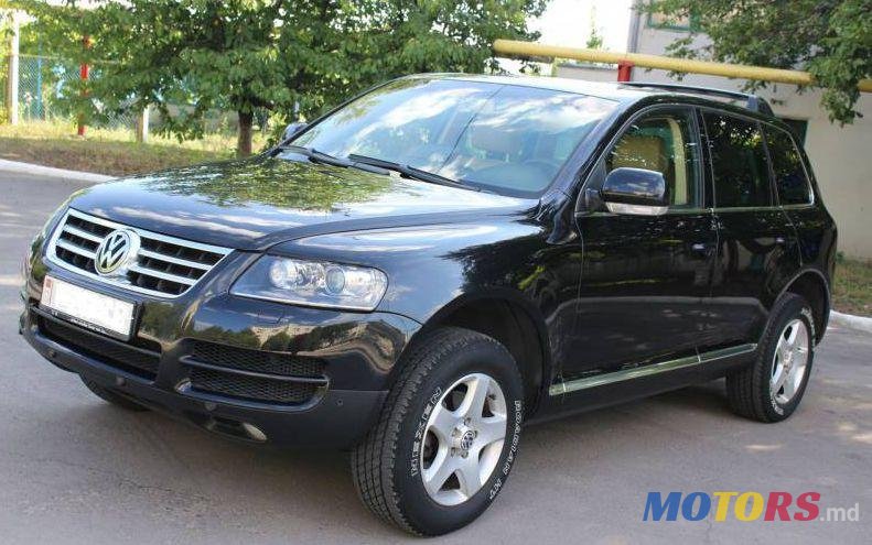 2006' Volkswagen Touareg photo #1