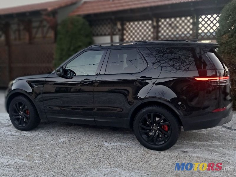 2017' Land Rover Discovery photo #6