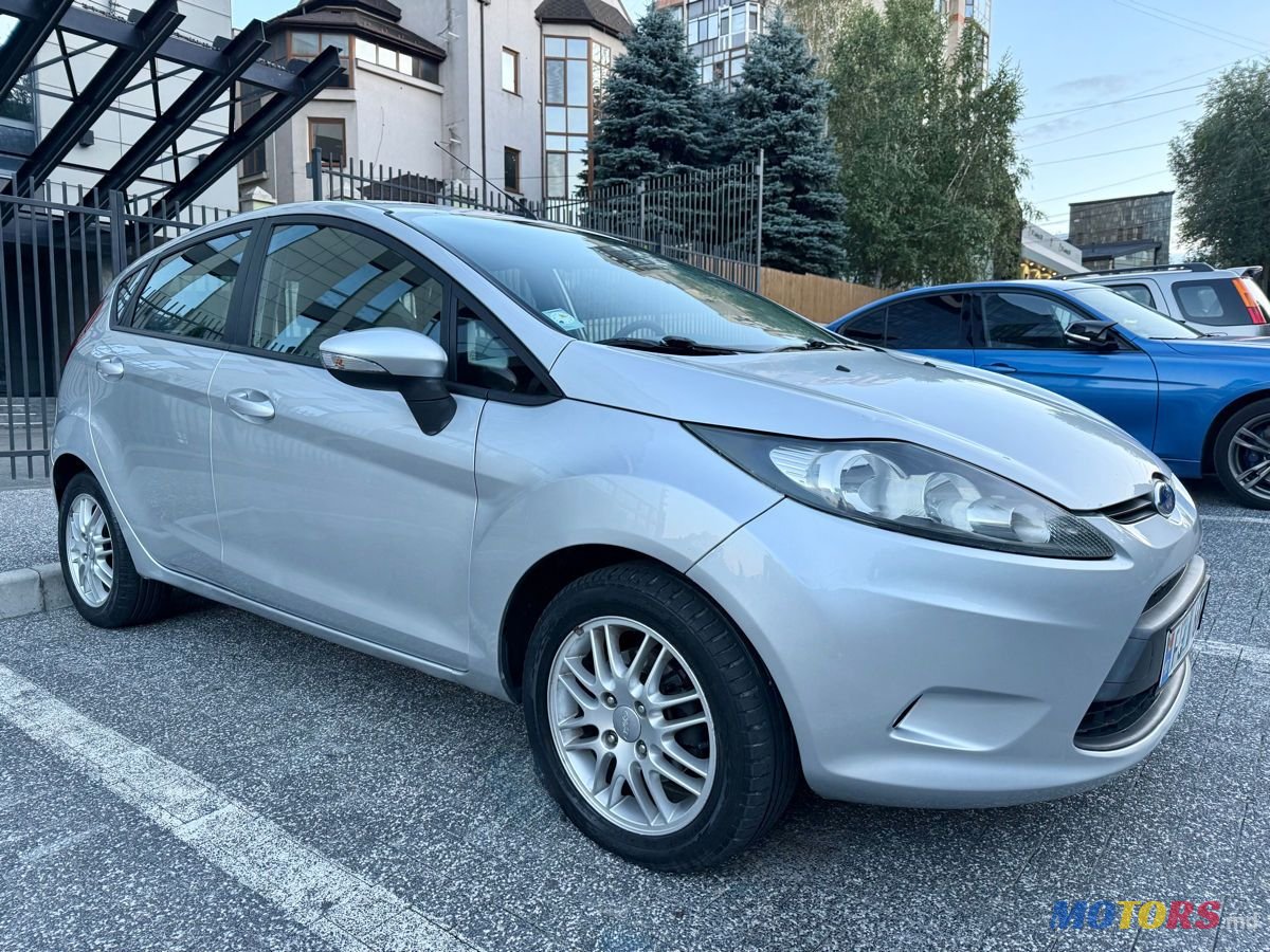 2009' Ford Fiesta photo #3