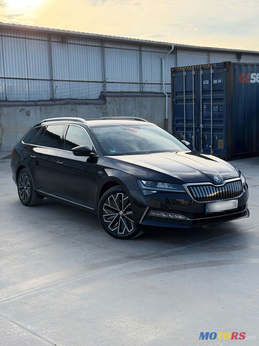 2021' Skoda Superb photo #2