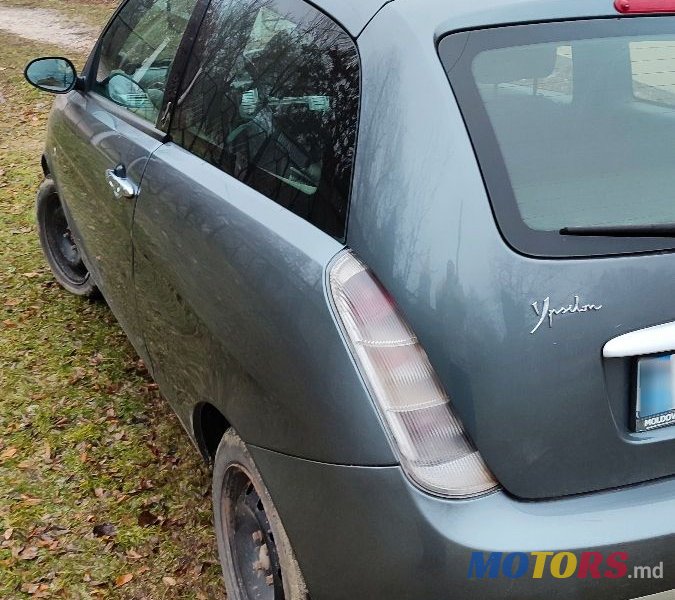 2009' Lancia Ypsilon photo #1