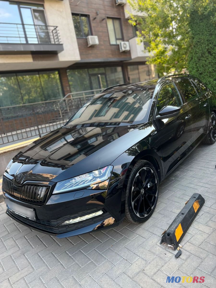 2020' Skoda Superb photo #4