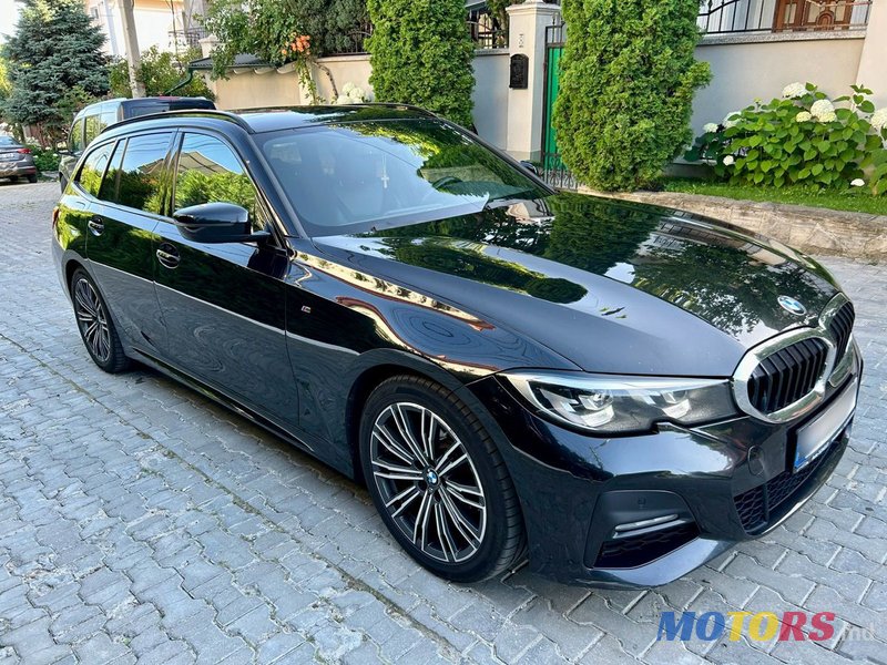 2019' BMW 3 Series photo #4