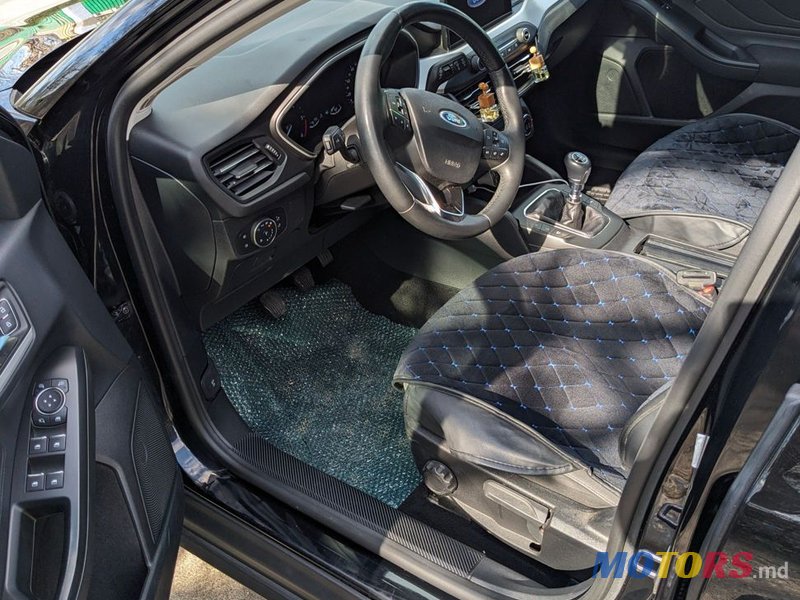 2019' Ford Focus photo #3