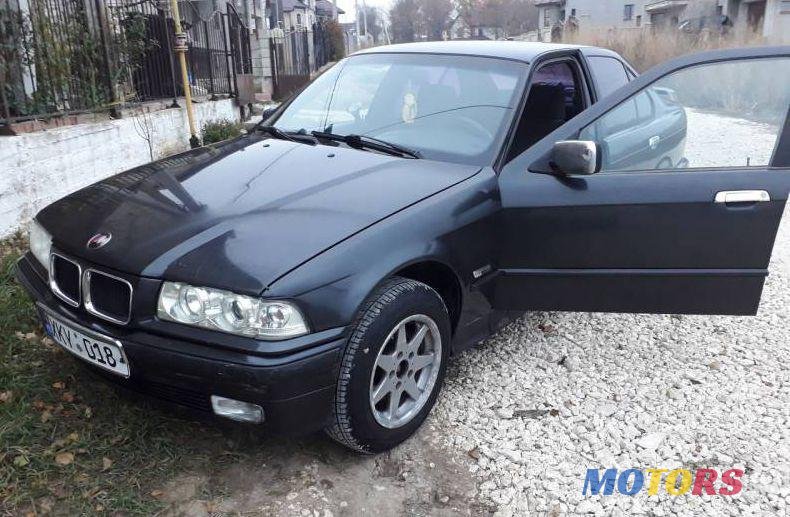 1993' BMW 3 photo #2