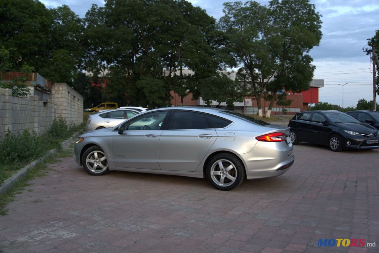 2017' Ford Fusion photo #5