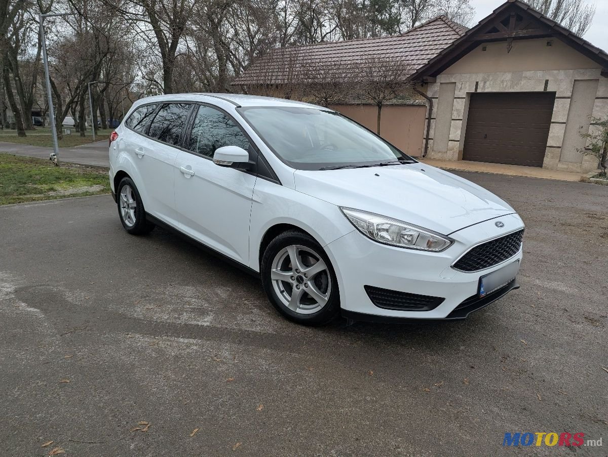 2016' Ford Focus photo #4
