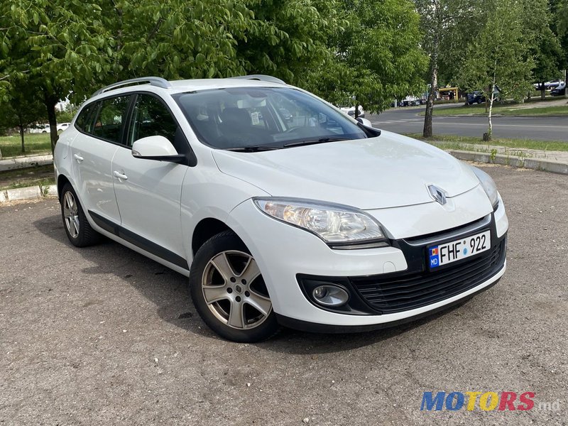 2012' Renault Megane photo #1