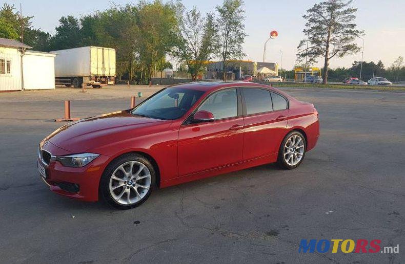 2013' BMW 3 photo #1