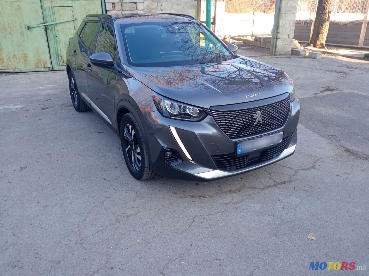 2021' Peugeot 2008 photo #1