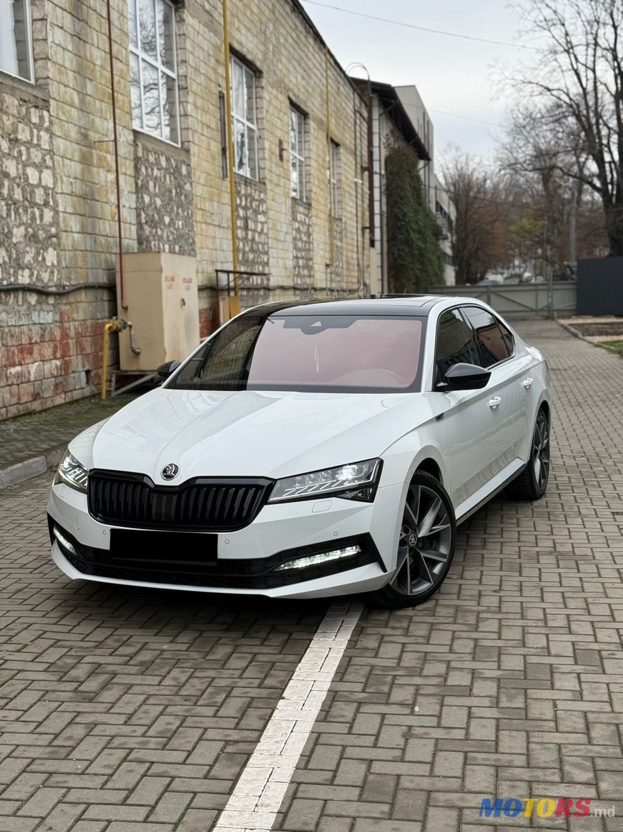 2019' Skoda Superb photo #1