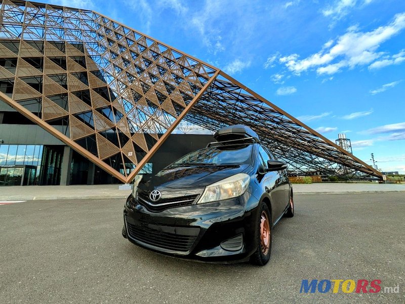2012' Toyota Yaris photo #1