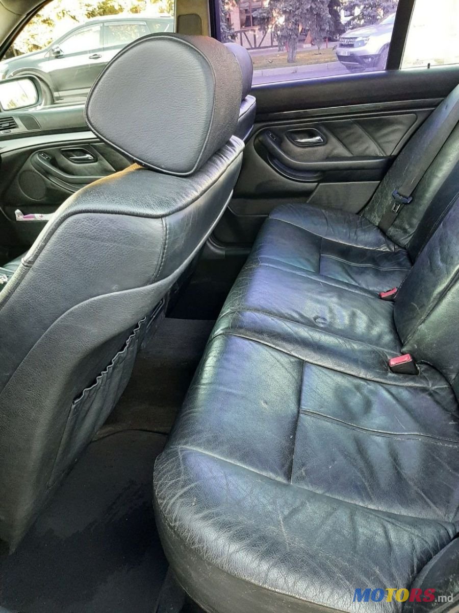 2001' BMW 5 Series photo #6