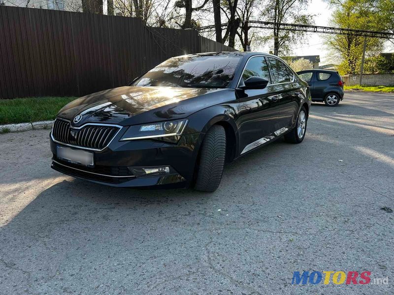 2017' Skoda Superb photo #2