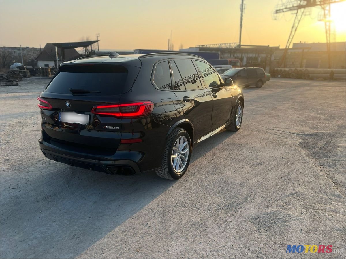 2019' BMW X5 M photo #6