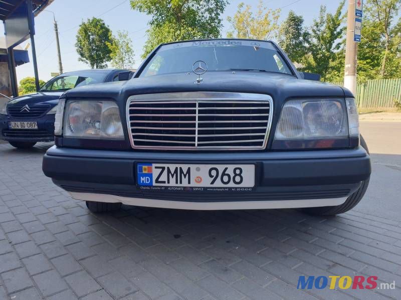 1994' Mercedes-Benz 124 photo #4