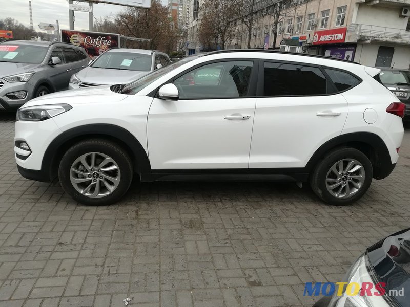 2015' Hyundai Tucson photo #2