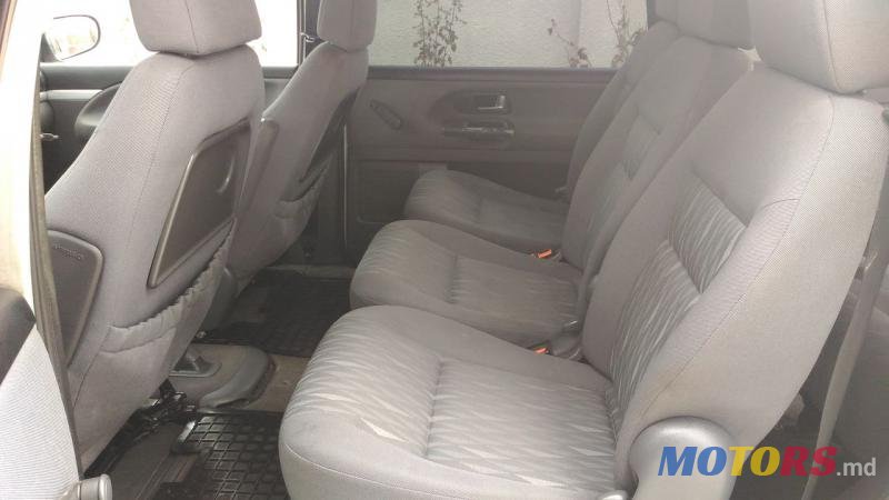 2001' Ford Galaxy photo #3