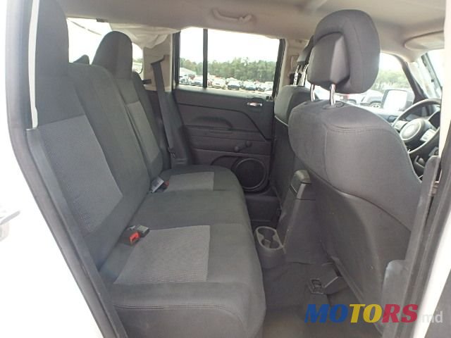 2013' Jeep Patriot photo #4