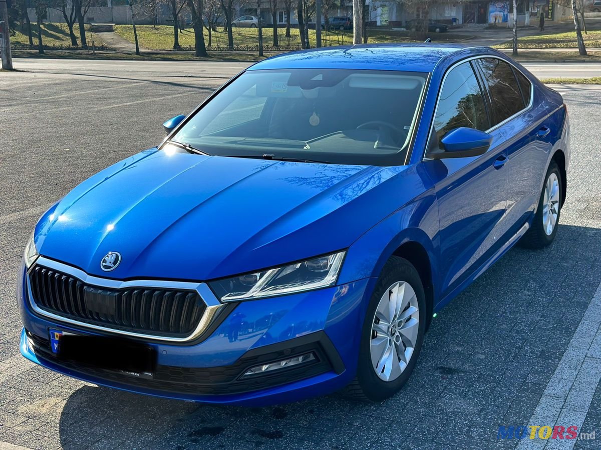 2020' Skoda Octavia photo #1