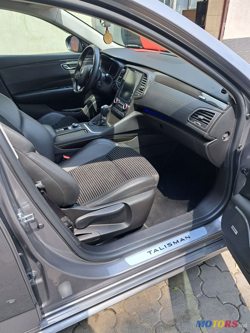 2017' Renault Talisman photo #5