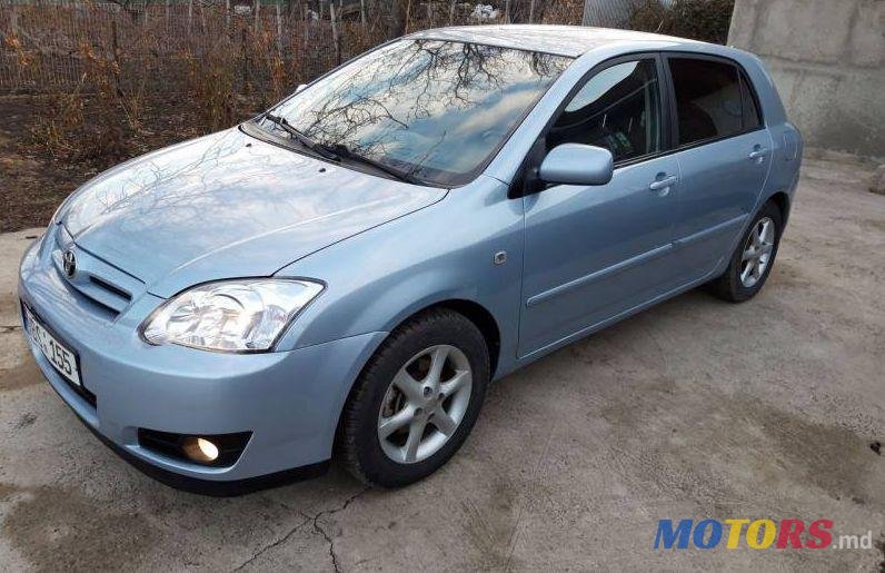 2005' Toyota Corolla photo #1