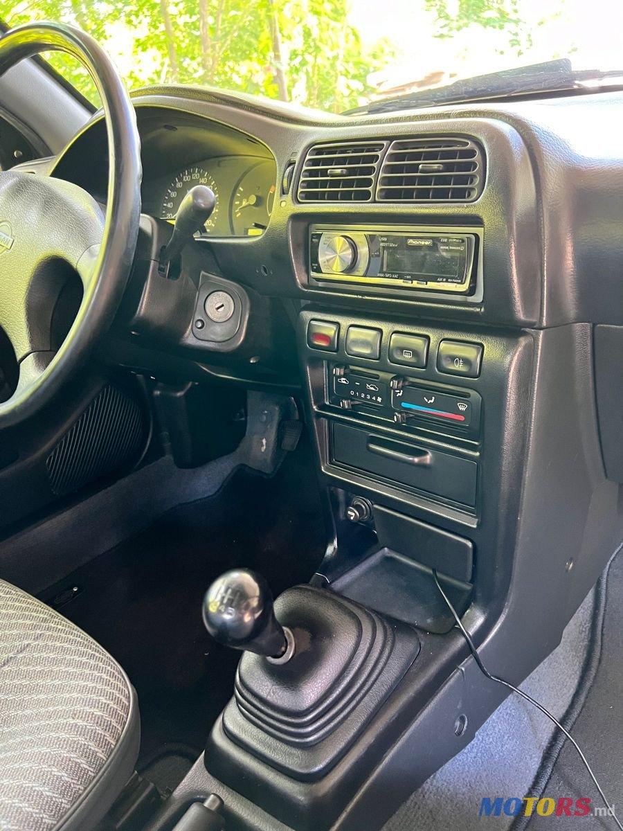 1993' Nissan Sunny photo #6