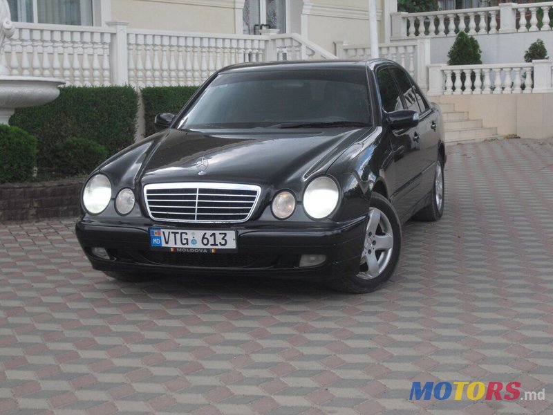 2001' Mercedes-Benz E Класс photo #2