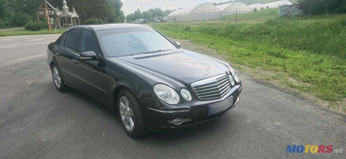 2007' Mercedes-Benz E-Class photo #2