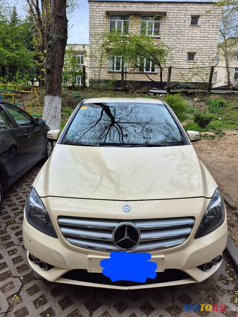 2014' Mercedes-Benz B-Class photo #2