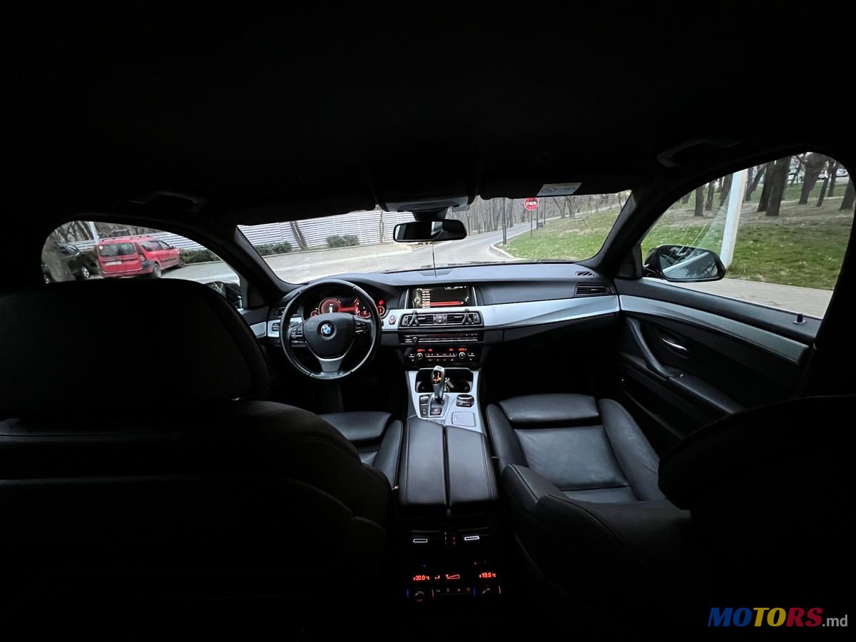 2013' BMW 5 Series photo #4