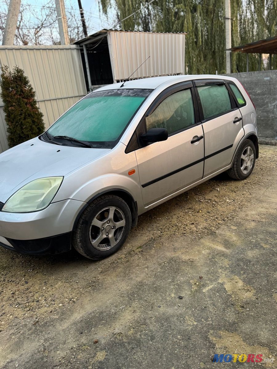 2004' Ford Fiesta photo #3