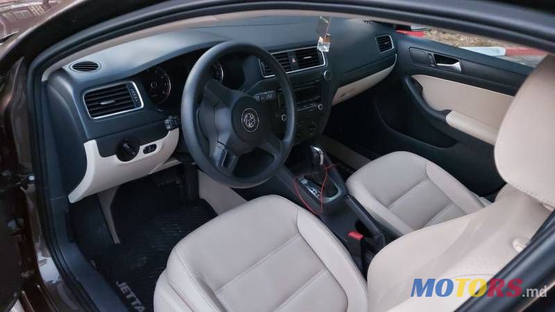 2014' Volkswagen Jetta photo #4