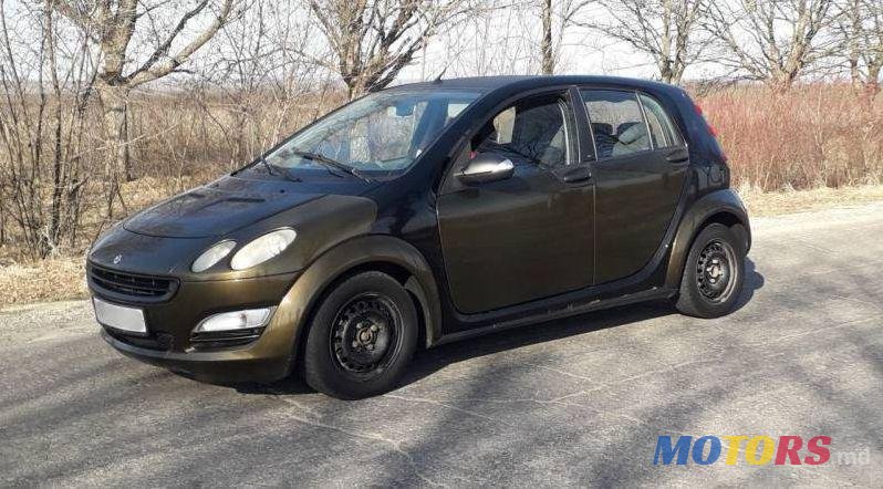 2004' Smart Forfour photo #1
