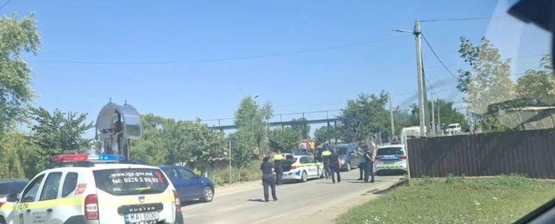 Tragedie la Ungheni: Un copil, lovit mortal de un microbuz de rută