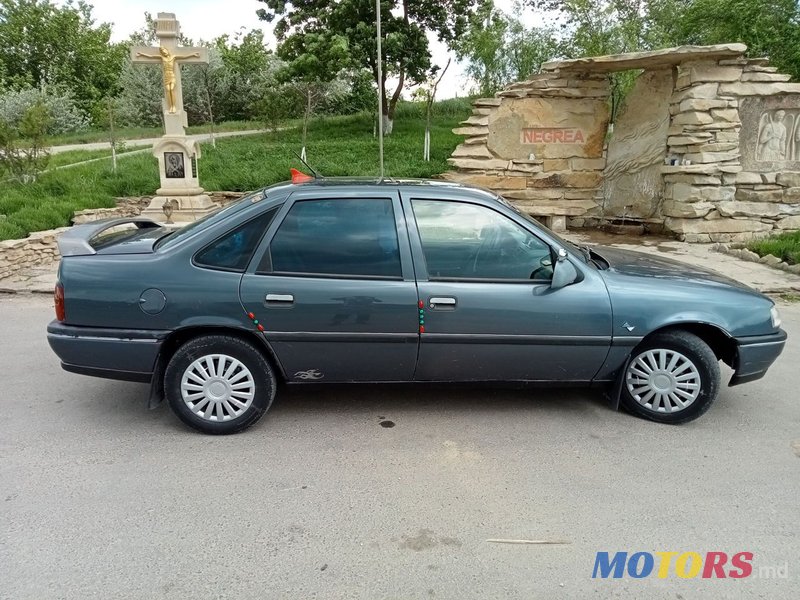 1995' Opel Vectra photo #6