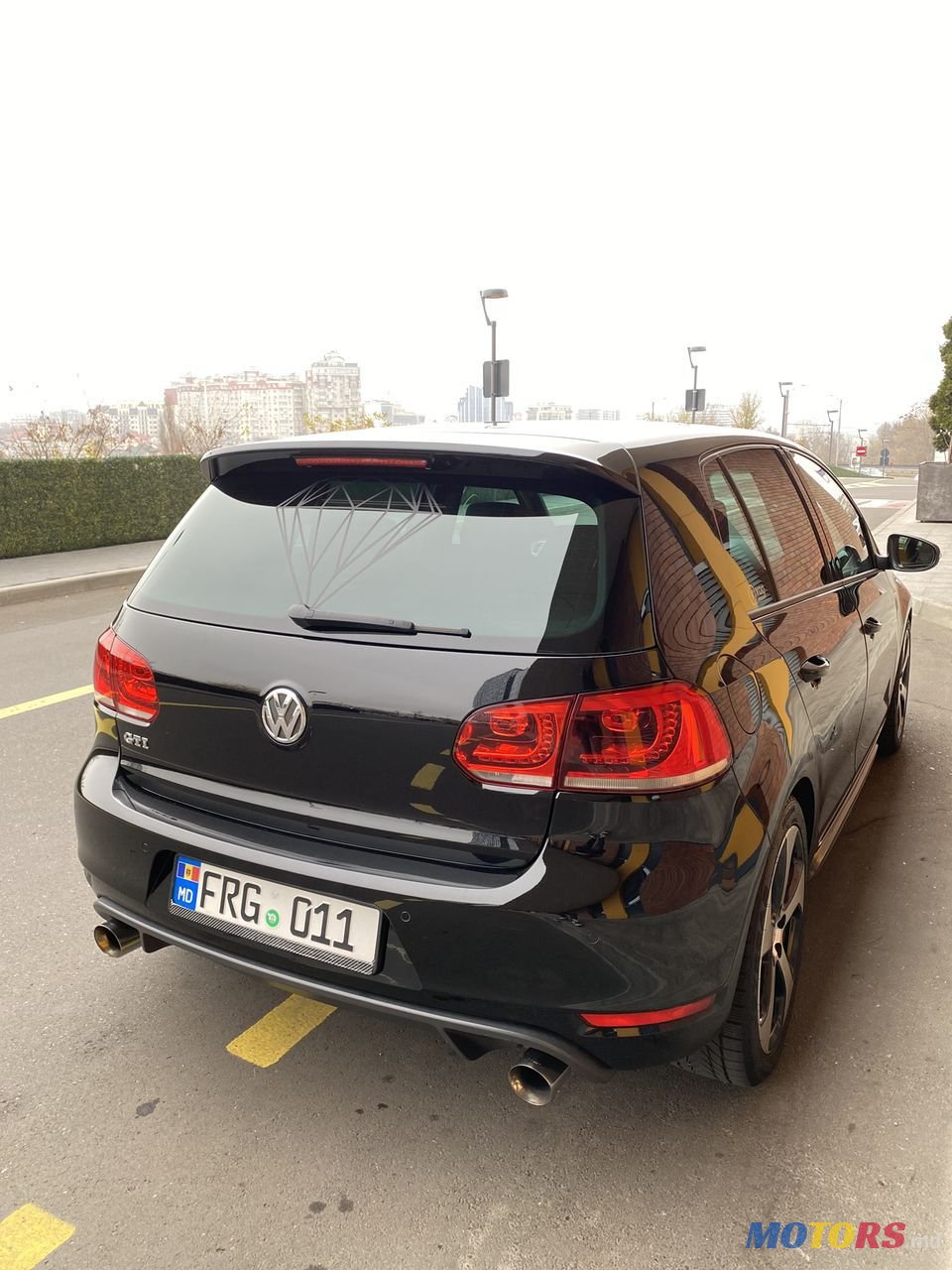 2010' Volkswagen Golf photo #5