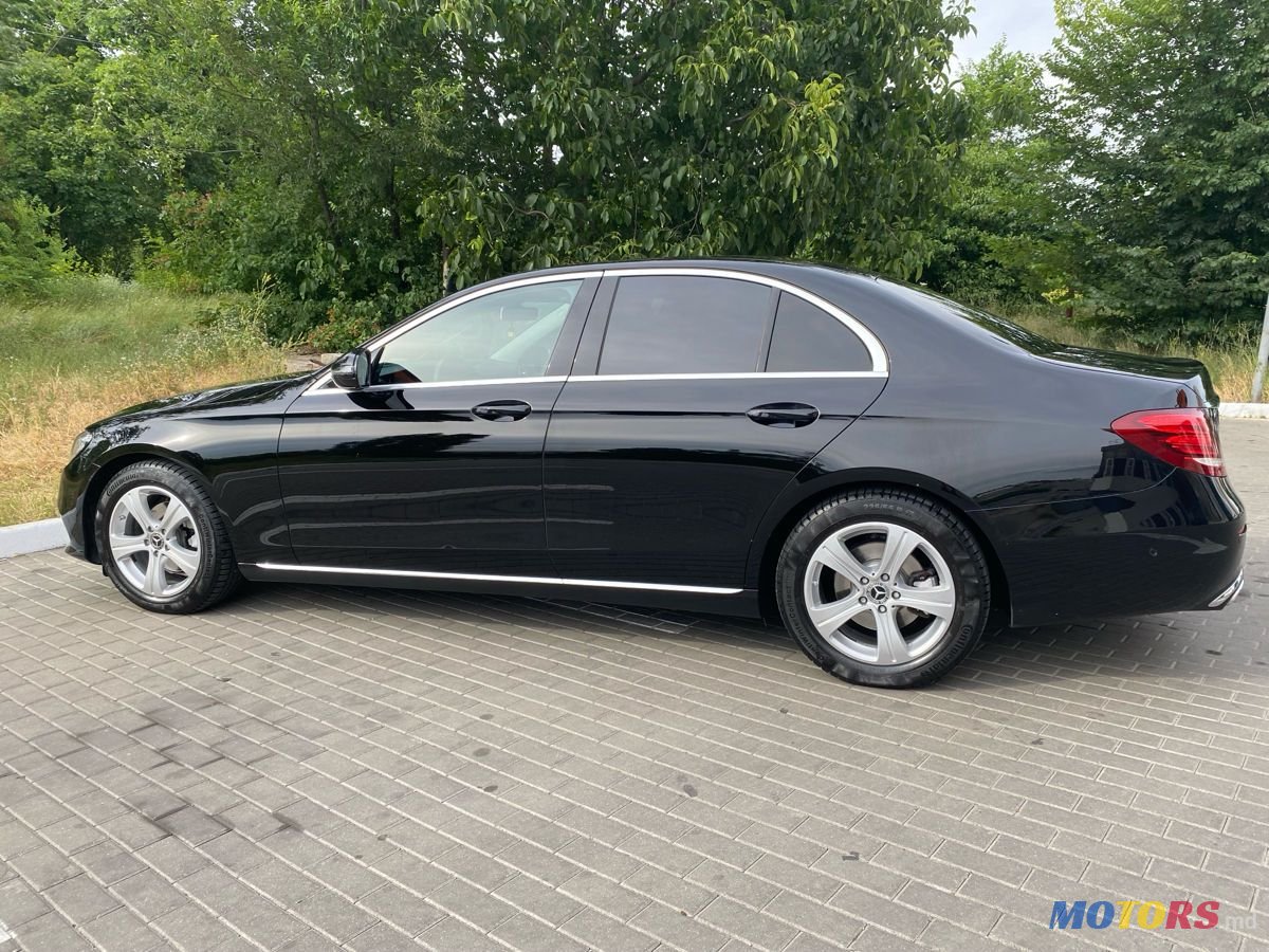 2017' Mercedes-Benz E-Class photo #4