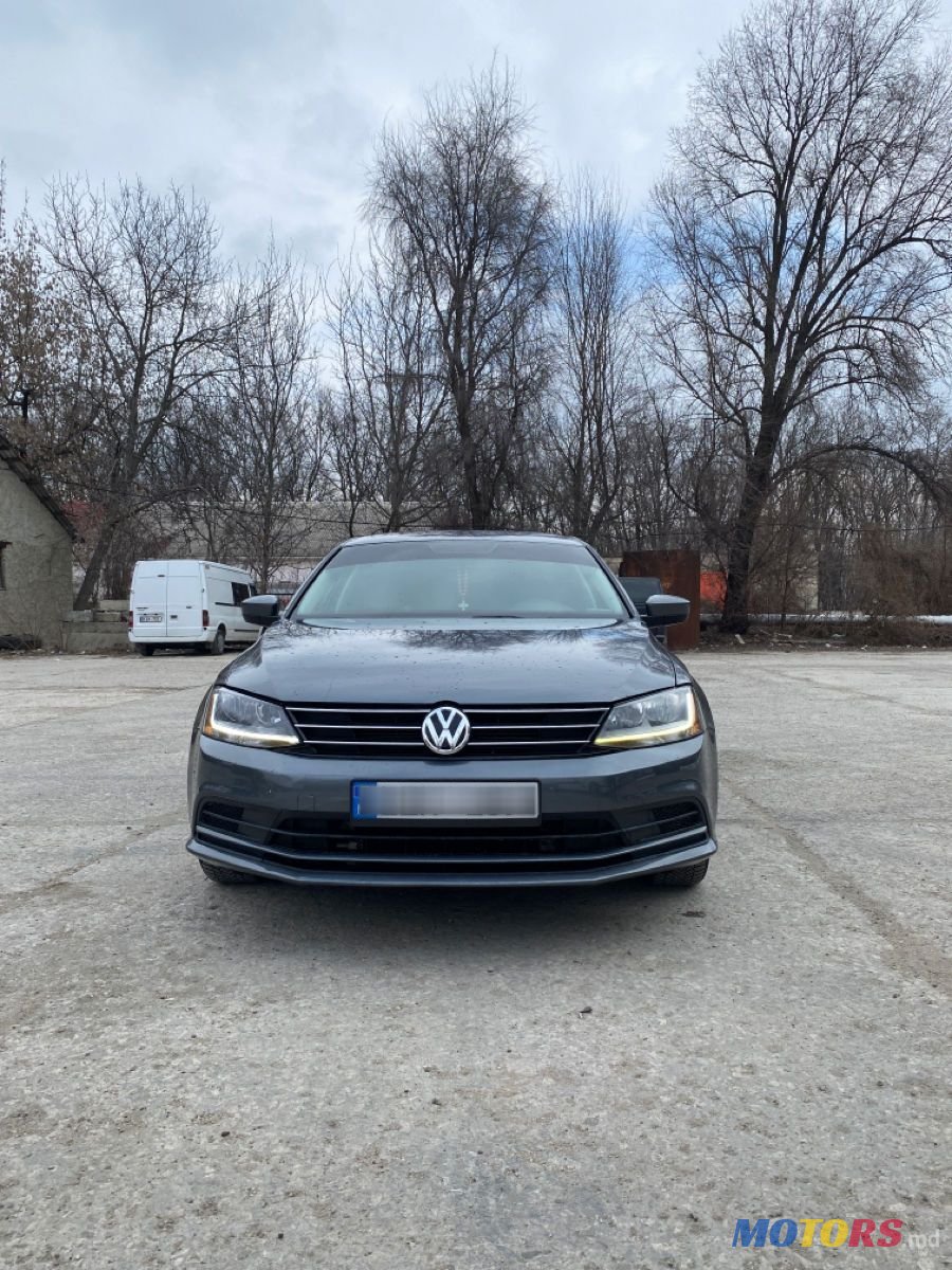 2017' Volkswagen Jetta photo #3