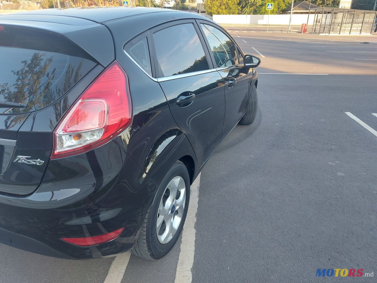 2015' Ford Fiesta photo #5