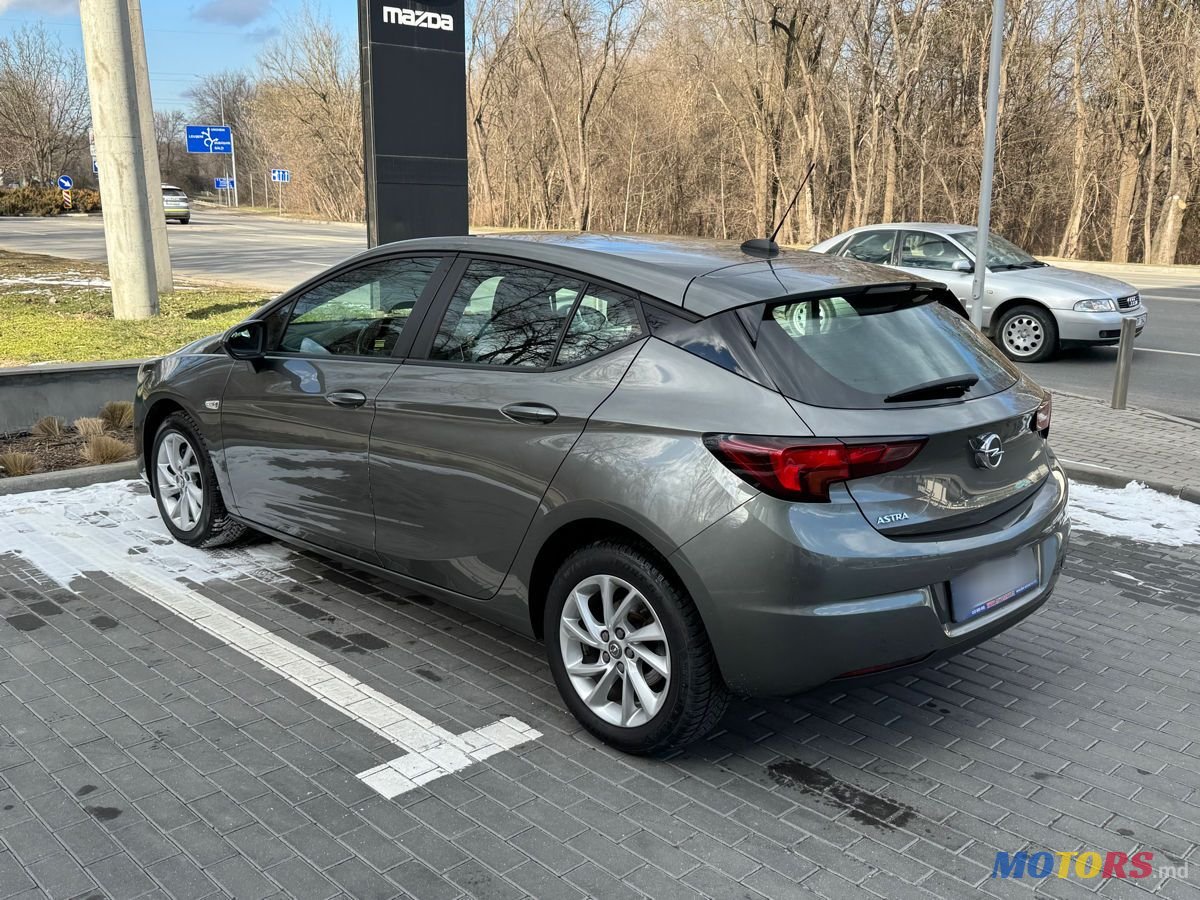 2020' Opel Astra photo #4