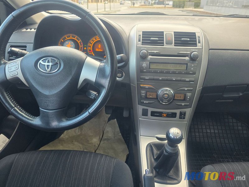 2008' Toyota Corolla photo #3