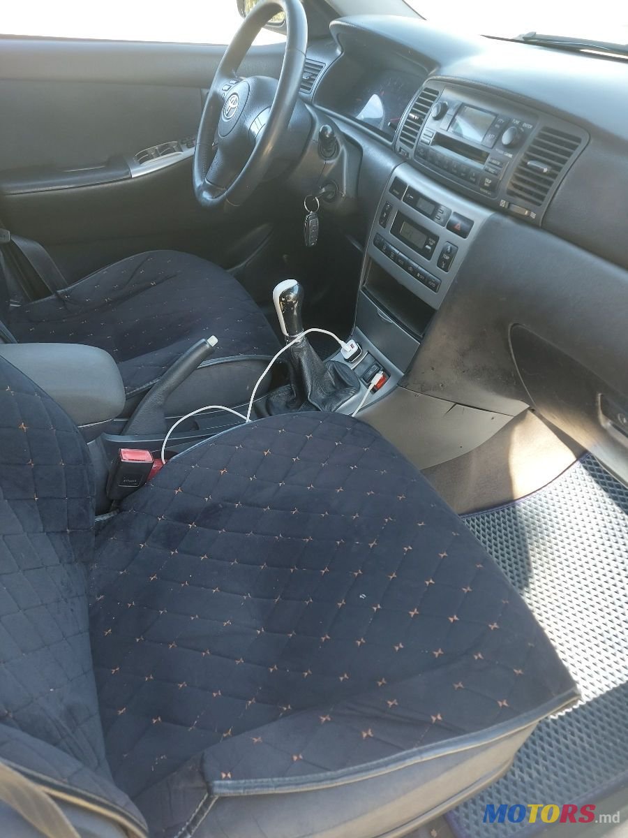 2005' Toyota Corolla photo #4