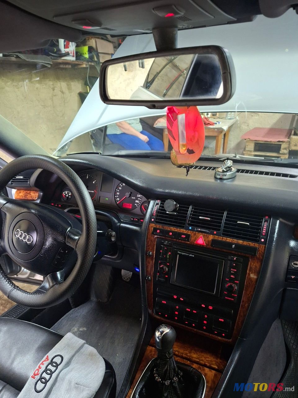 2000' Audi A8 photo #2