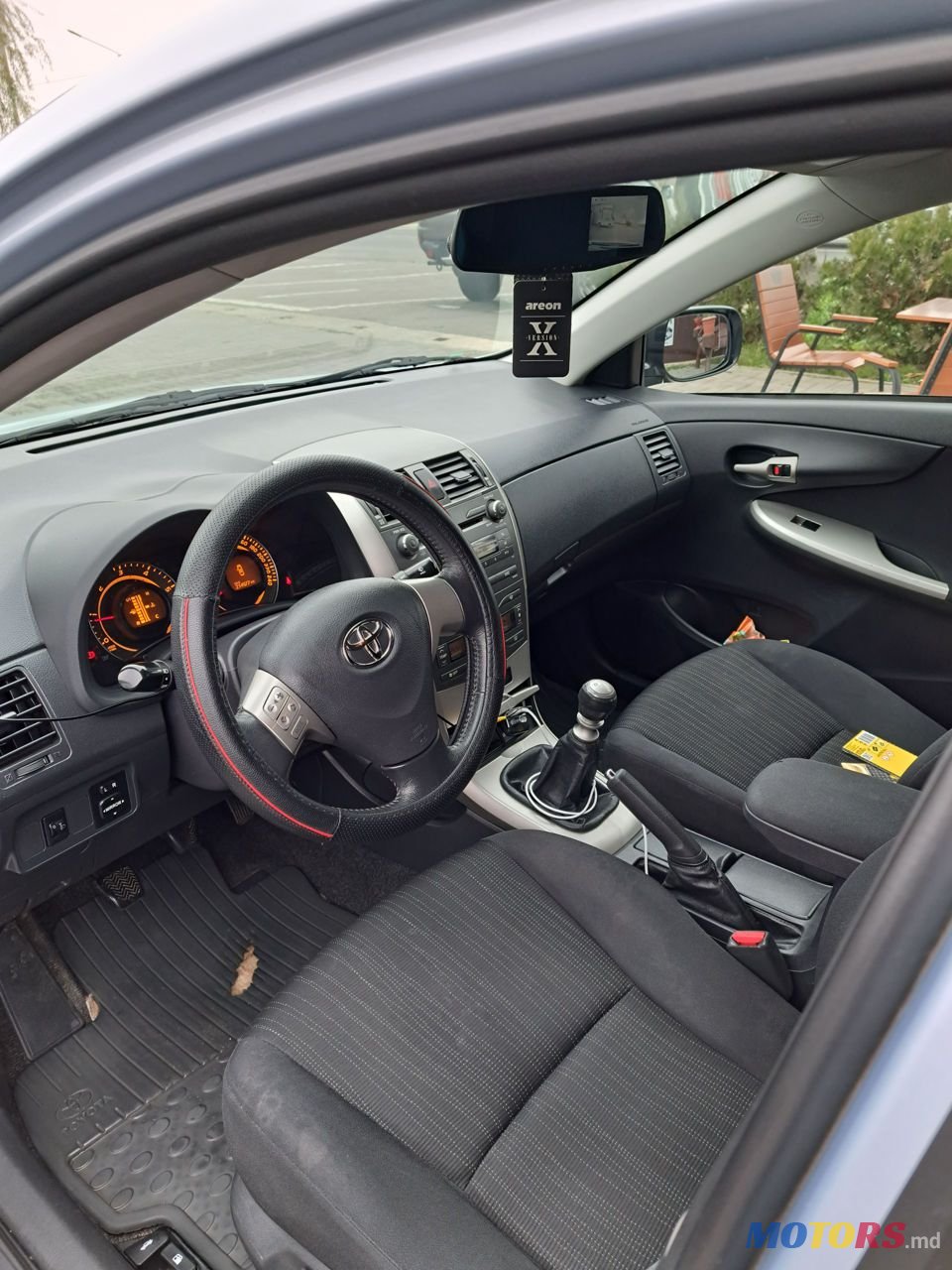 2008' Toyota Corolla photo #5