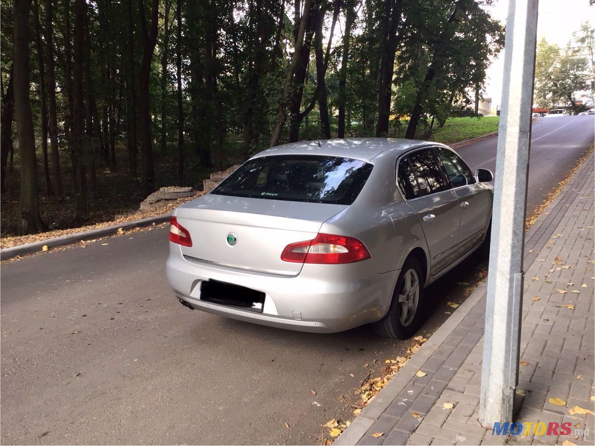 2010' Skoda Superb photo #4