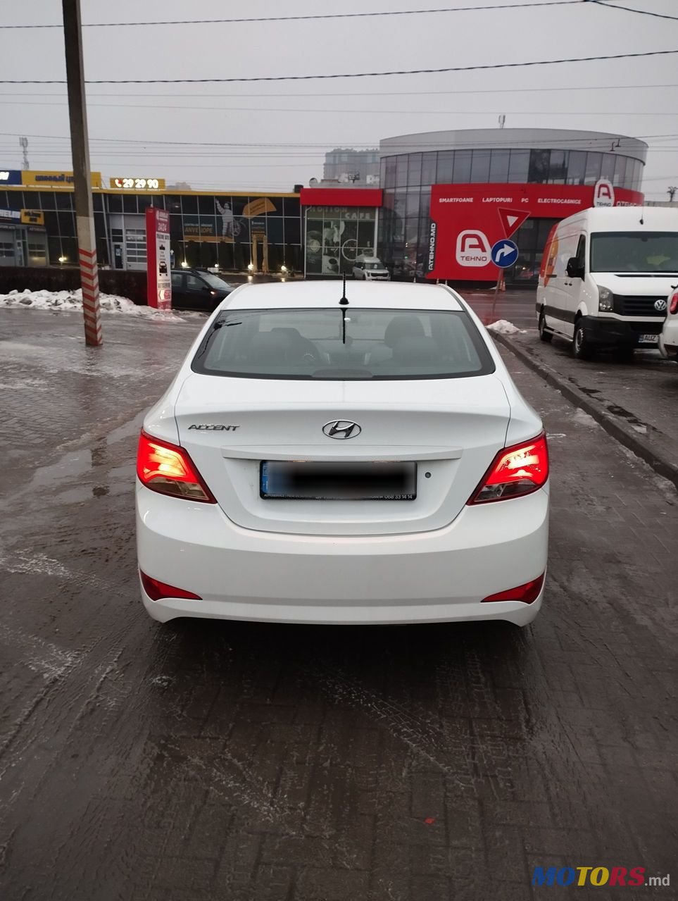 2016' Hyundai Accent photo #2