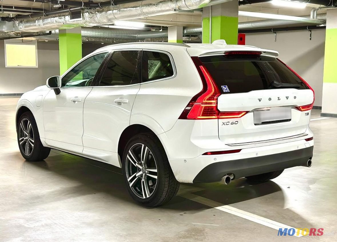 2018' Volvo XC60 photo #3